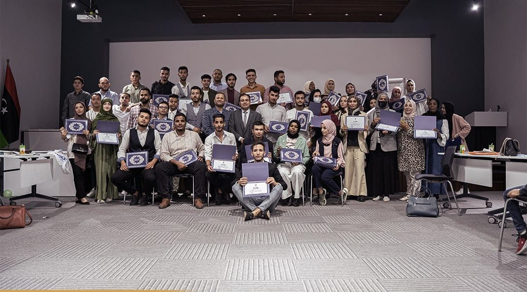 اليوم الختامي لفعاليات الدورة التدريبية الأولى بالحزب الديمقراطي