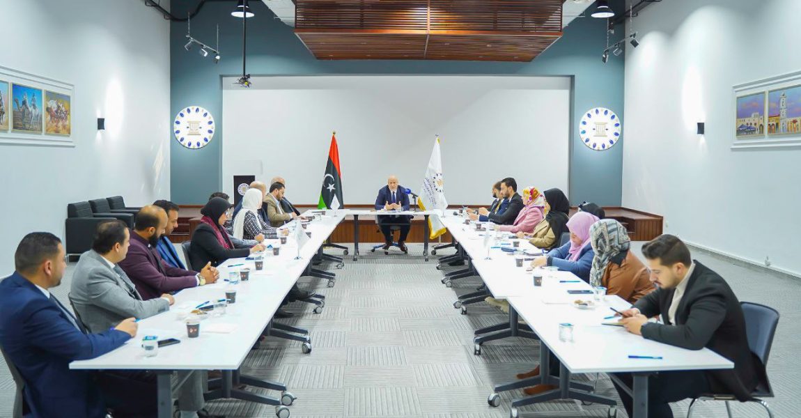 الاجتماع الأول لمجلس السياسات بالحزب الديمقراطي