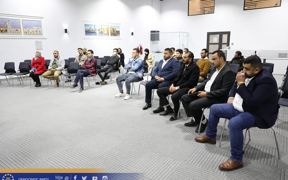 مكتب الفروع بالحزب يبحث افتتاح عدة فروع بطرابلس