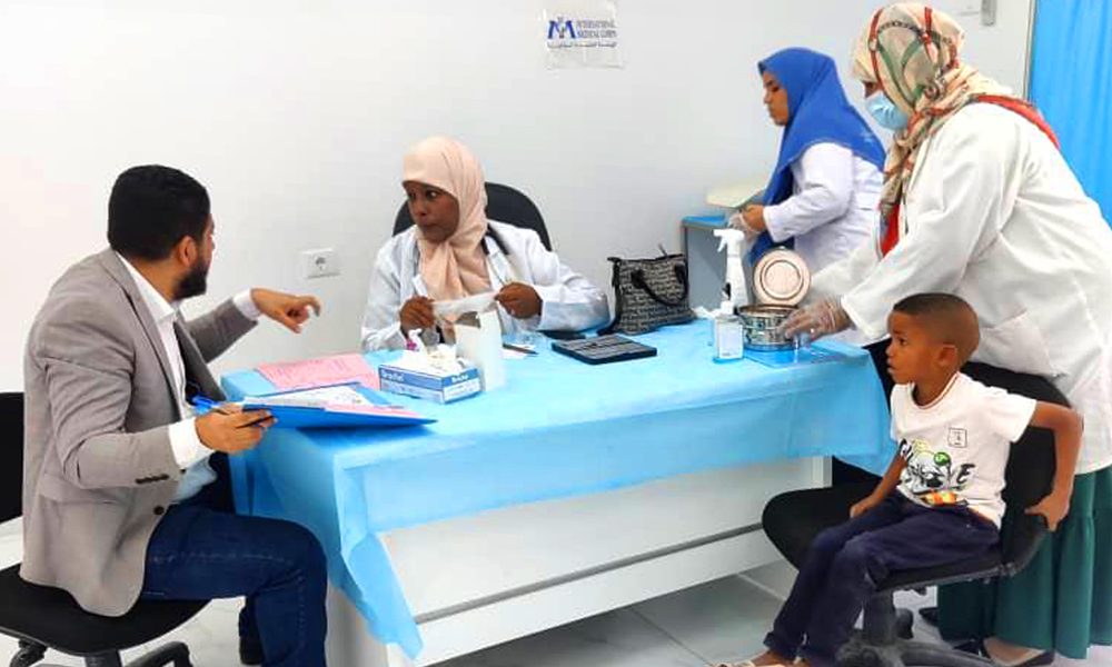 رئيسة لجنة الصحة بمكتب اللجان المختصة بالحزب تزور تاورغاء