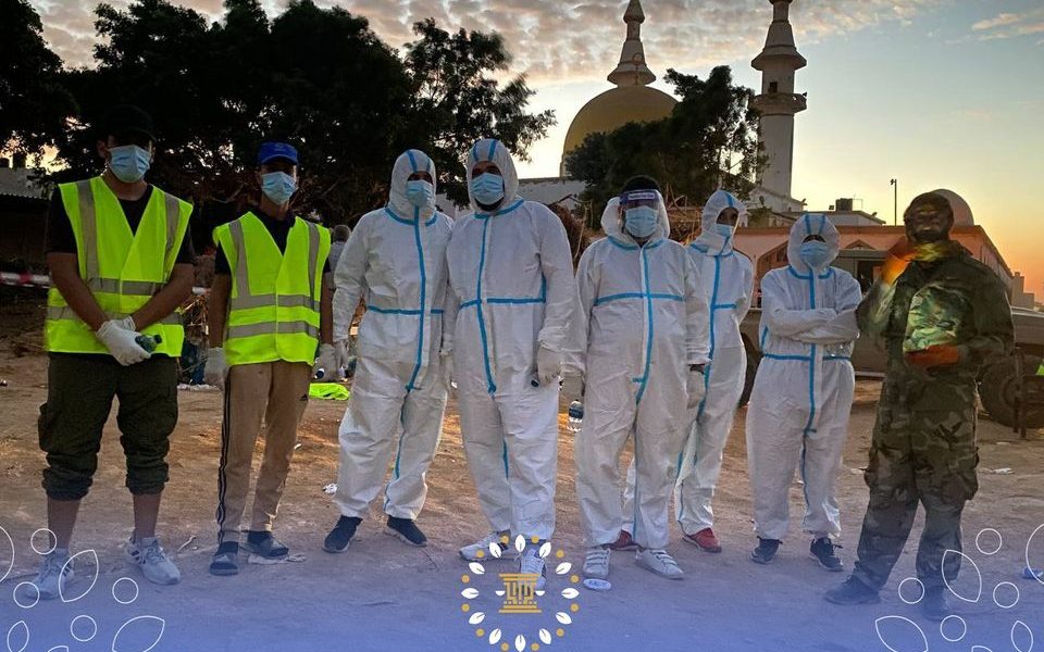 الفريق الميداني لحملة الديمقراطي معكم يواصل توزيع السلات الغذائية